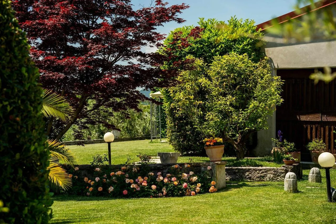 Apartment Palazzo Trevignane Appartamento La Bella Scuderia San Felice del Benaco